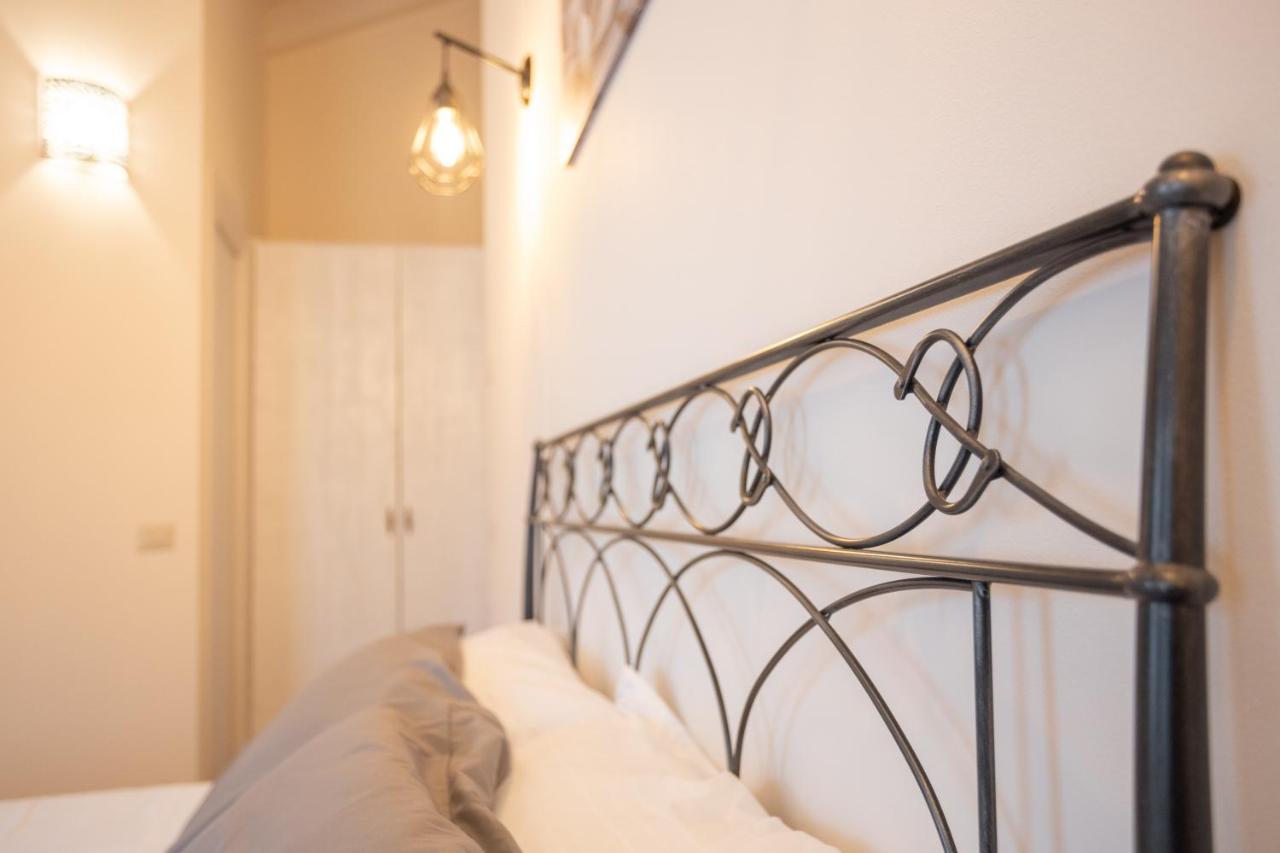 Il Casolare Bed & Breakfast Gradara Bagian luar foto