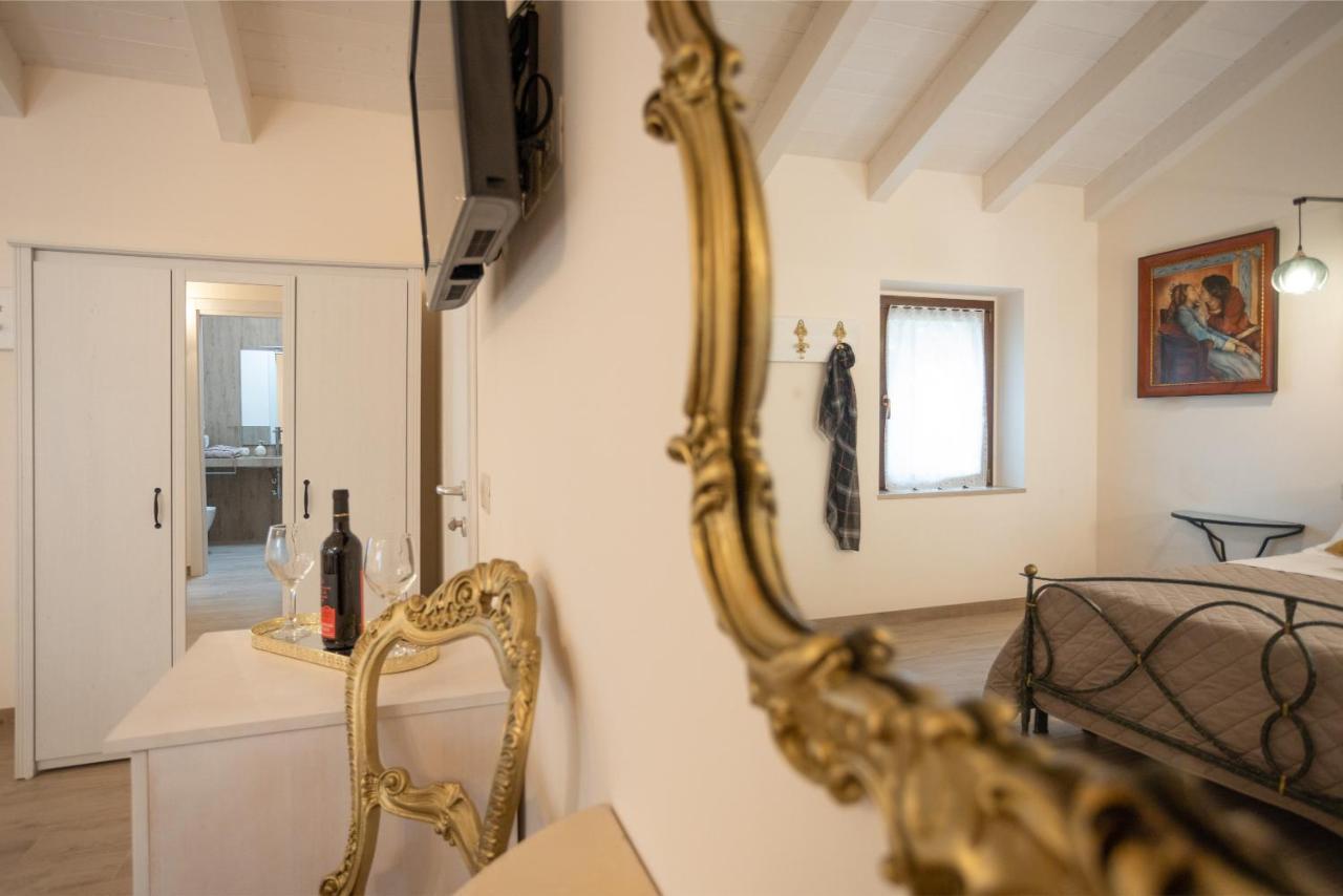 Il Casolare Bed & Breakfast Gradara Bagian luar foto